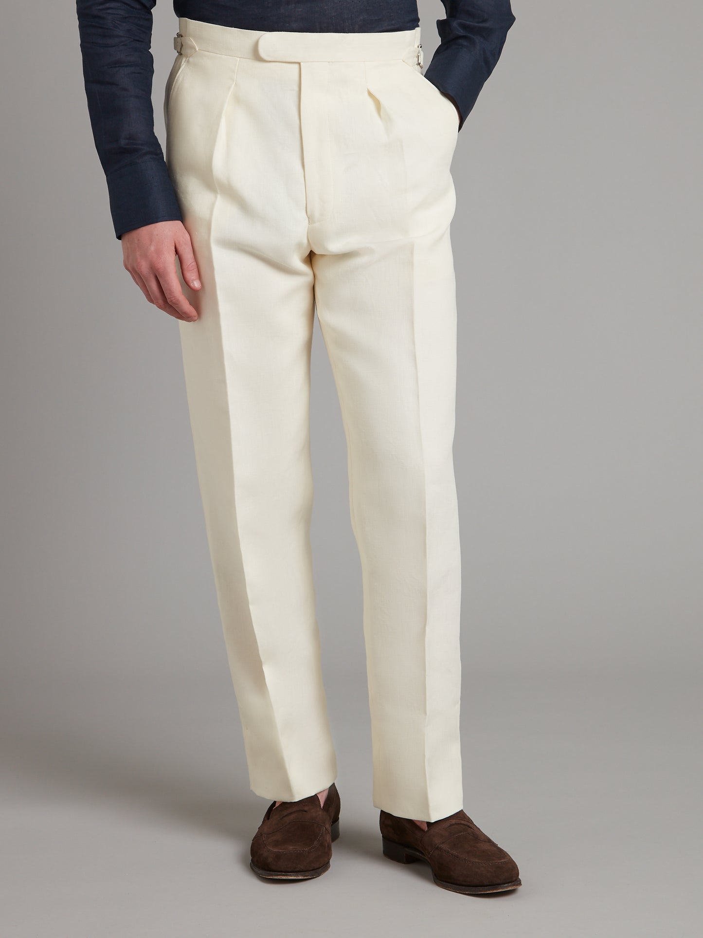 Cadogan Suit Linen - Ivory