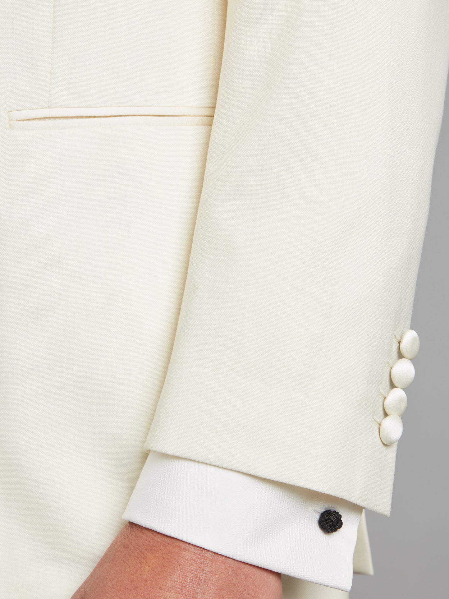 Carlyle Tuxedo Jacket - White