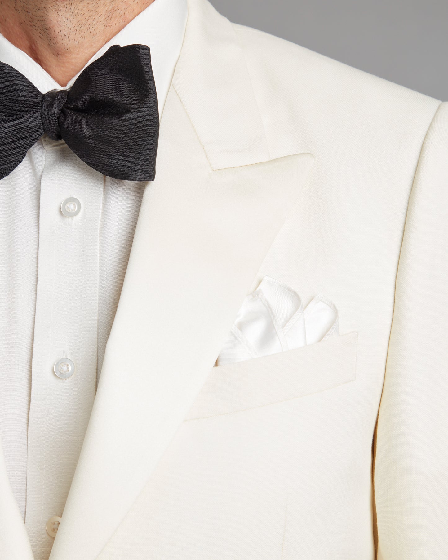 Carlyle Dinner Jacket - White