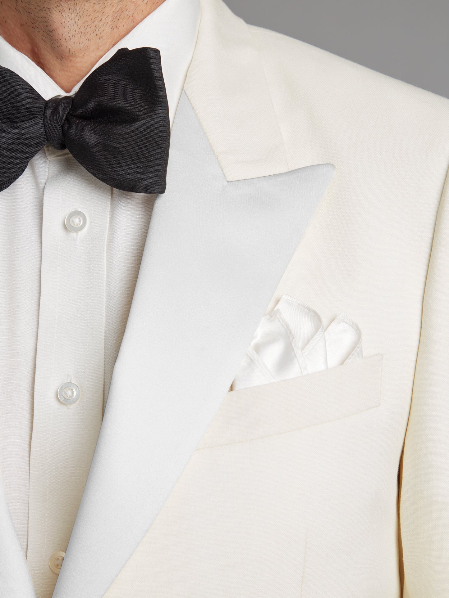 Carlyle Dinner Jacket - White