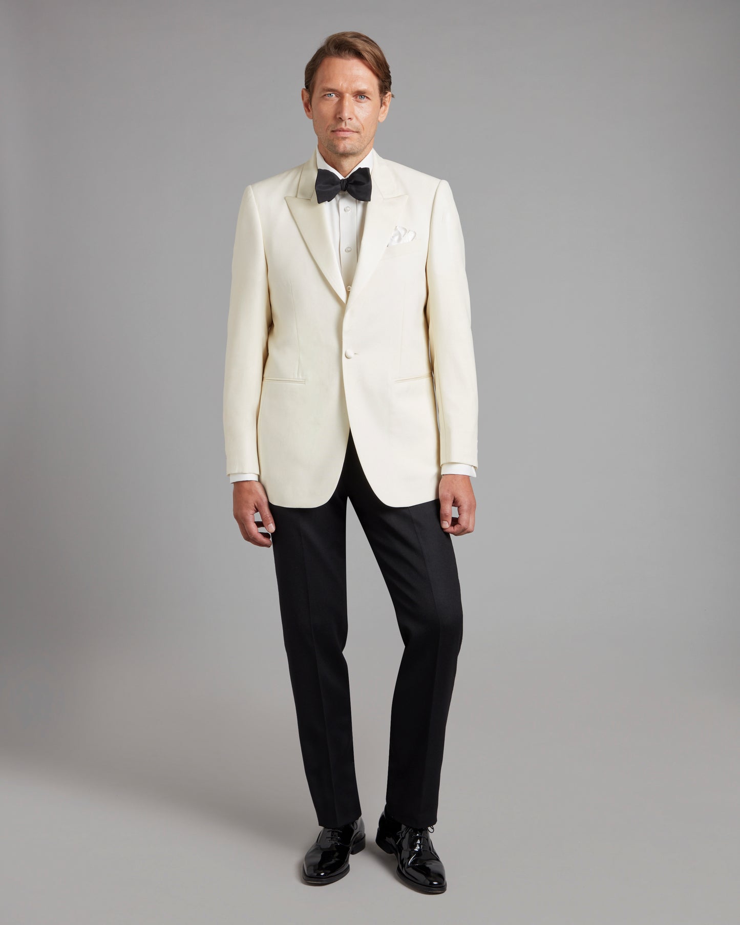 Carlyle Dinner Jacket - White